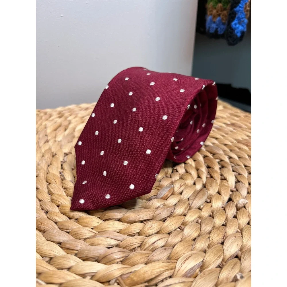 Hardy Amies Burgundy Red Polka Dot Corporate Office Old Money Academic Silk Tie